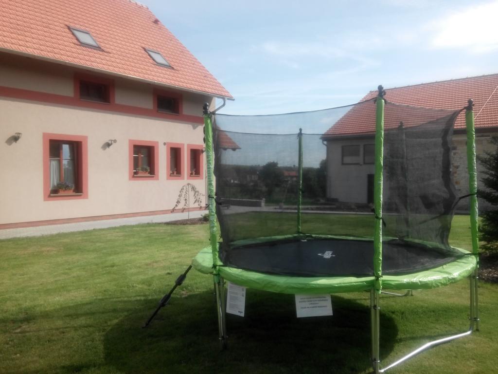 Agropenzion U Bartousku Malikovice Экстерьер фото